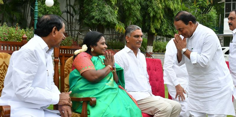 kcr expands cabinet inducts ktr, harish rao