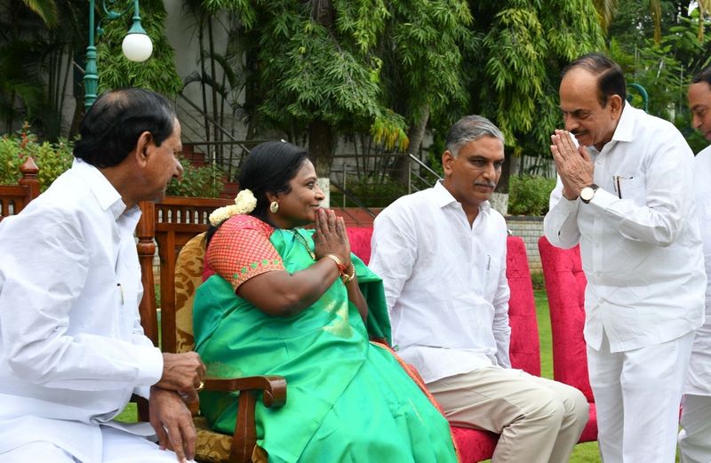 kcr expands cabinet inducts ktr, harish rao