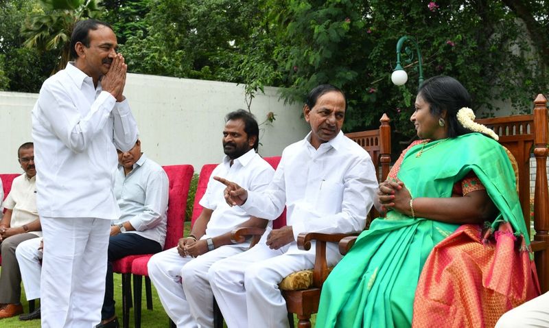 kcr expands cabinet inducts ktr, harish rao