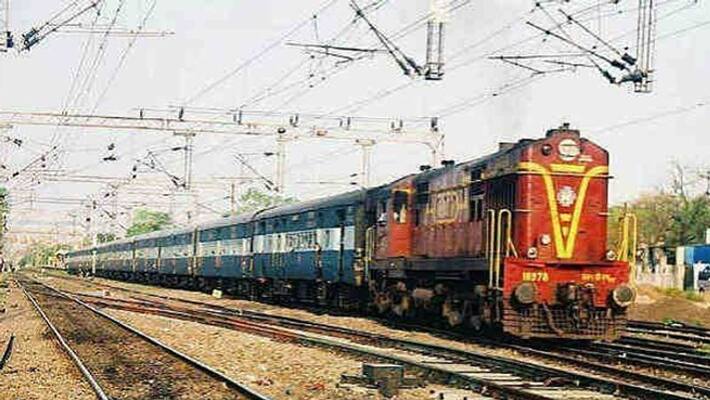 former malayali hockey junior team member dies in railway station, officials failed to provide ambulance former malayali hockey junior team member dies in railway station, officials failed to provide ambulance