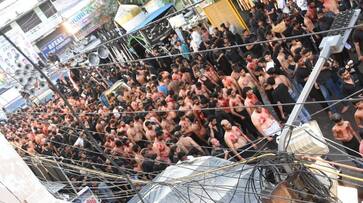 clashes during Muharram procession in Delhi and UP 8 killed, vehicles damaged KRJ clashes during Muharram procession in Delhi and UP 8 killed, vehicles damaged KRJ
