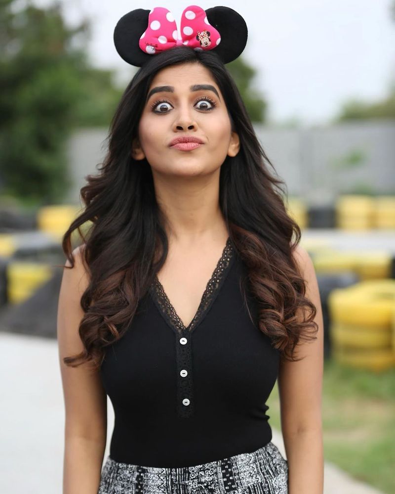 Nabha Natesh beautiful pics from instagram