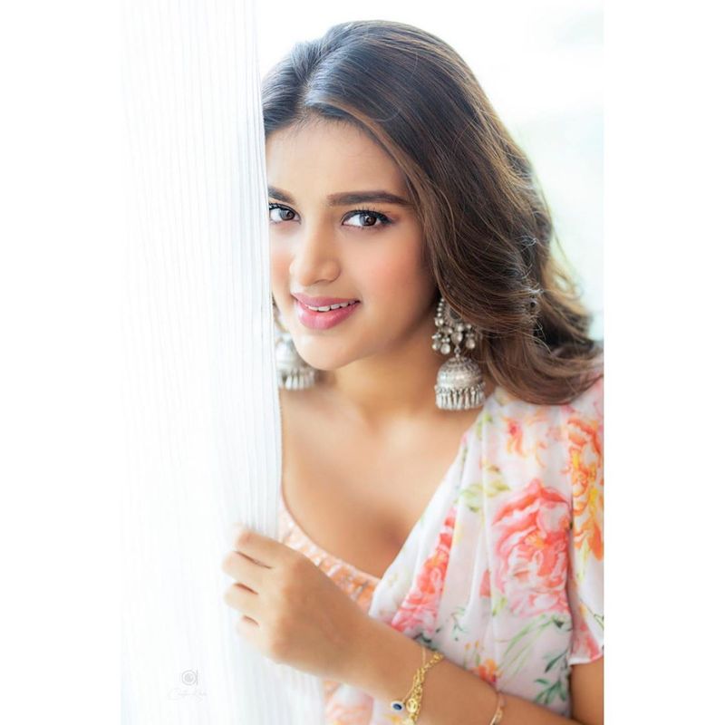 nidhi agerwal latest hot photos