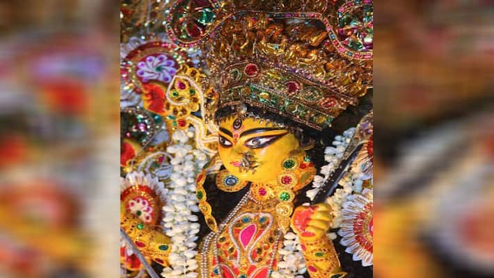 Behala Jagat Ram Mukherjee Family puja is famous for gold idol Behala Jagat Ram Mukherjee Family puja is famous for gold idol