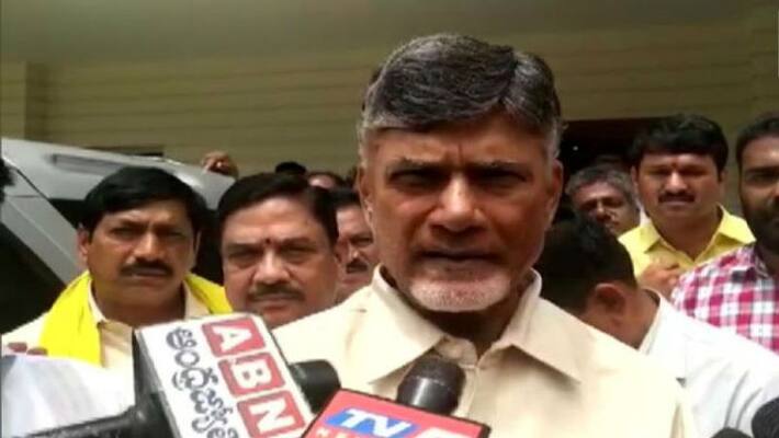 Former chief minister Chandrababu Naidu kept on house arrest by police Former chief minister Chandrababu Naidu kept on house arrest by police