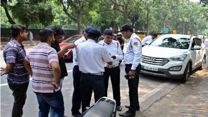 Heavy penalty for breaking the traffic new rules Heavy penalty for breaking the traffic new rules