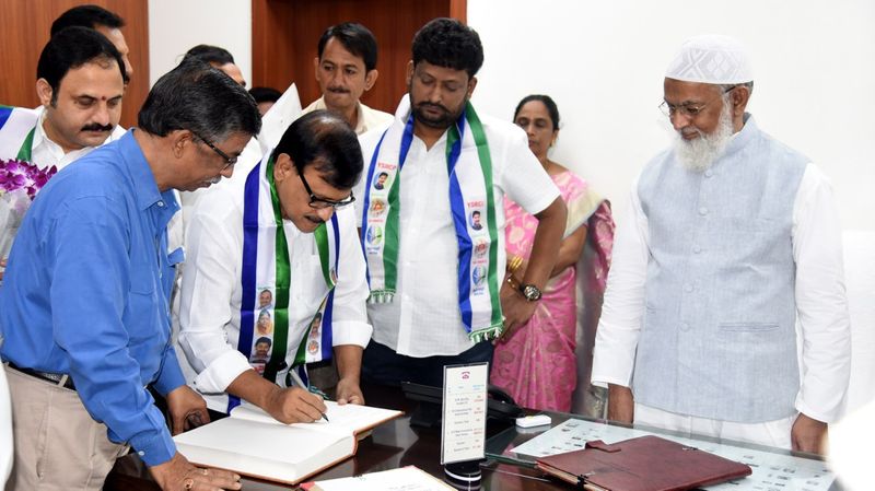 ysrcp leader sworn as mlcs at council chairman ma sharif chamber
