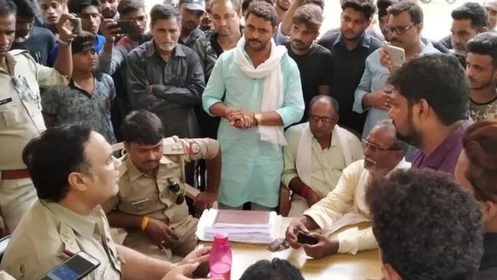 policeman called hafiz saeed to shia religious leader ghazipur policeman called hafiz saeed to shia religious leader ghazipur