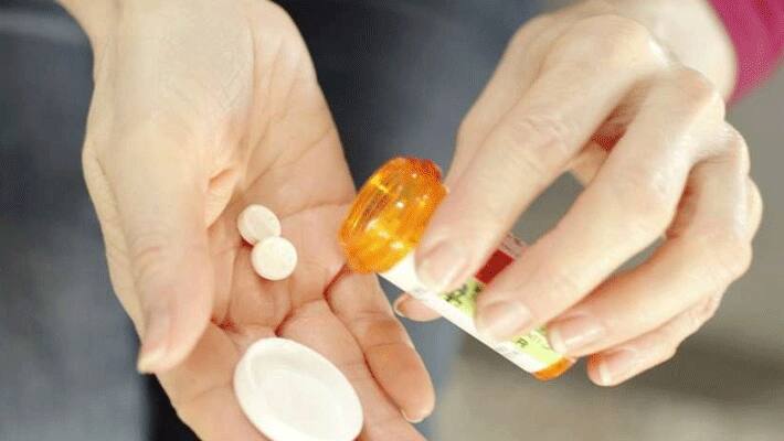 Bengaluru Woman Takes 15 Tablets For Headache dead