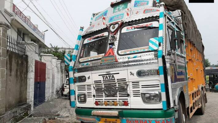 A truck carrying arms and ammunition has been recovered in Kathua, jammu-kashmir A truck carrying arms and ammunition has been recovered in Kathua, jammu-kashmir