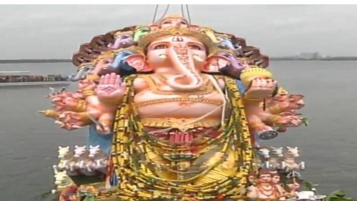 khairatabad ganesh idol immersion completes at hussain sagar in hyderabad khairatabad ganesh idol immersion completes at hussain sagar in hyderabad