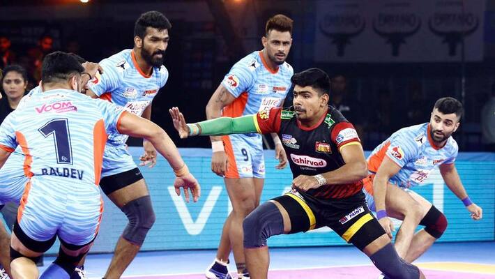 Pro kabaddi 2019 Bengal Warriors Beat Bengaluru Bulls by 42-40 points Pro kabaddi 2019 Bengal Warriors Beat Bengaluru Bulls by 42-40 points