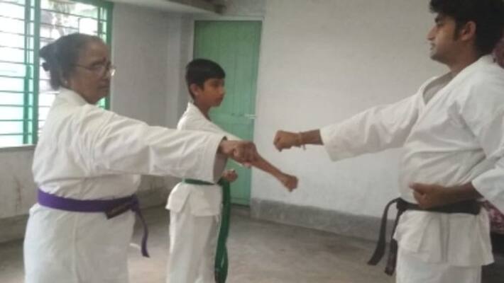 Women still learning karate in 70s Women still learning karate in 70s