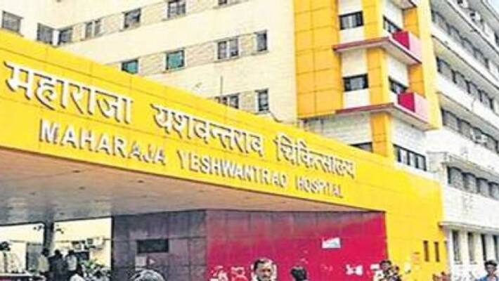 Water filled in many wards of MYH, a major accident averted due to the understanding of hospital administration Water filled in many wards of MYH, a major accident averted due to the understanding of hospital administration