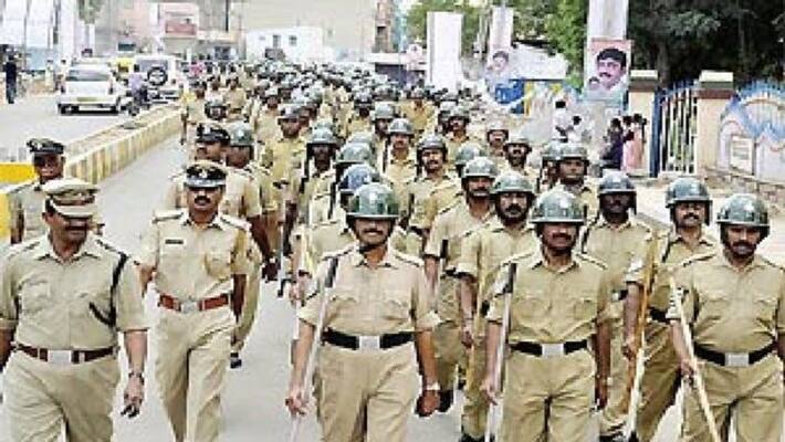 police officers association slams chandrababu naidu's comments. police officers association slams chandrababu naidu's comments.