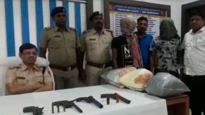 Police recovered huge quantity of explosives from Murshidabad Police recovered huge quantity of explosives from Murshidabad