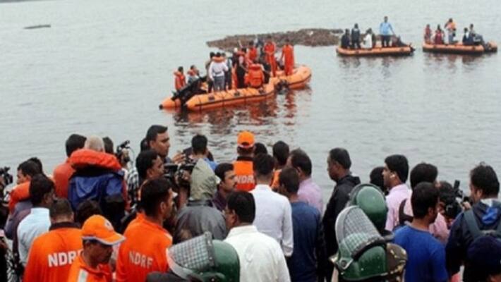 how boat capsized at devipatnam reveals eye witness how boat capsized at devipatnam reveals eye witness