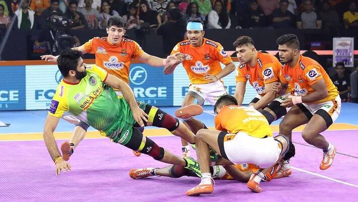 Pro kabaddi 2019 Patna Pirates Beat Puneri Paltan by 55-33 points Pro kabaddi 2019 Patna Pirates Beat Puneri Paltan by 55-33 points