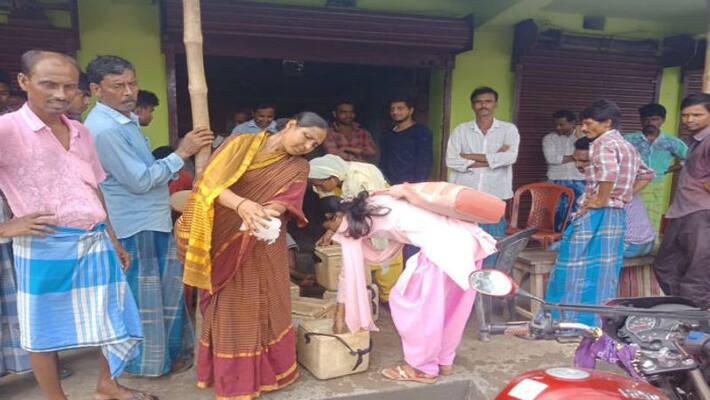 Villagers in Birbhum boycott polio vaccination to get road repaired Villagers in Birbhum boycott polio vaccination to get road repaired