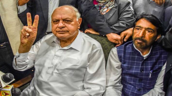 Supreme court sends notice to Central government on detention of Farooq Abdullah Supreme court sends notice to Central government on detention of Farooq Abdullah