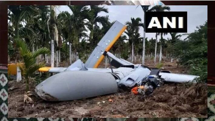 DRDO's unmanned aircraft Rustom 2 crashes in Karnataka's Chitradurga DRDO's unmanned aircraft Rustom 2 crashes in Karnataka's Chitradurga