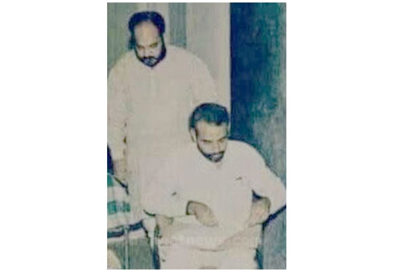 ১৯৮৫ সালে বিজেপি-তে যোগ দিয়েছিলেন মোদী। সেই সময়ে অমিত শাহ-এর সঙ্গে