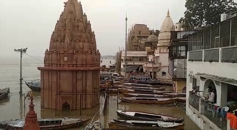 Kashi or Varanasi, also known as Banaras, is the holiest place in India on the banks of the holy river Ganga in Uttar Pradesh.  Kashi Vishwanath Temple of Lord Shiva,  Durga Temple, Sankat Mochan Hanuman Temple and its river ghats is the most visited place in the city.