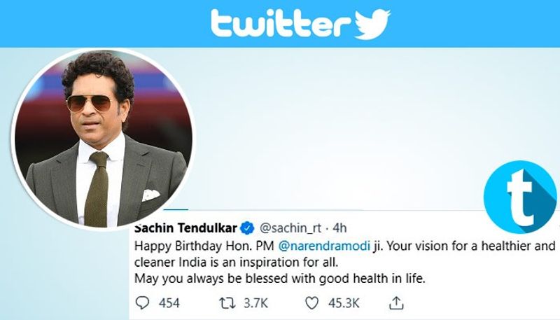 প্রধানমন্ত্রীর ৬৯ তম জন্মদিনে গোটা দেশ থেকে তাঁকে শুভেচ্ছা জানিয়েছেন তারকারা। নমোকে শুভেচ্ছা জানিয়েছেন ভারতীয় ক্রীড়া জগতের তারকারাও। প্রধানমন্ত্রীকে শুভেচ্ছা জানিয়ে টুইট করেছেন সচিন তেন্দুরকার। টুইটে মাস্টার ব্লাস্টের প্রধানমন্ত্রীকে শুভেচ্ছা জানানোর পাশাপাশি স্বচ্ছ ভারত ও সুস্থ ভারতের পরিকল্পনার জন্য শাধুবাদ জানান।