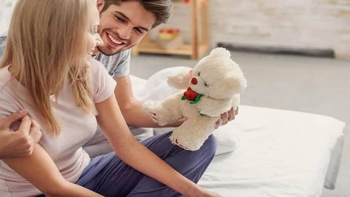 is your girlfriend bored with you, follow these 5 way is your girlfriend bored with you, follow these 5 way