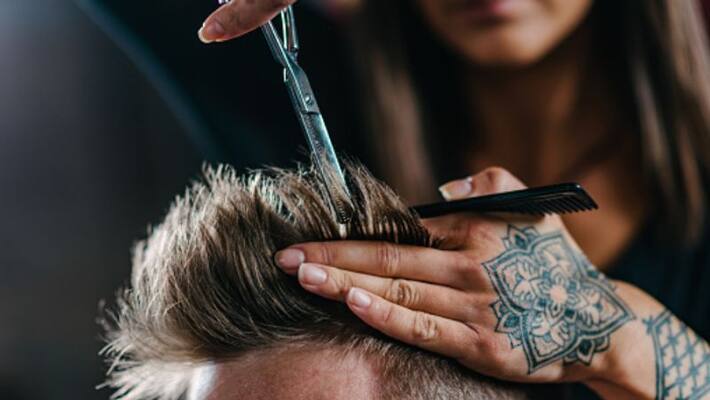 mahouts get free hair style in Mysore mahouts get free hair style in Mysore