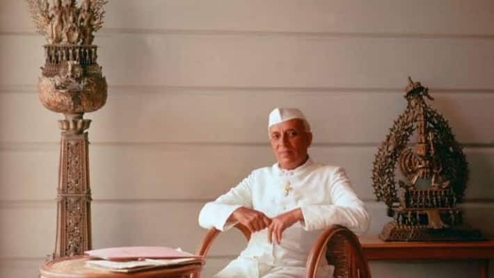 Jawahar Lal Nehru 132nd Birth anniversary, Congress, PM Modi, Sonia Gandhi, Rahul Gandhi pay tributes, know all updates and latest news DVG Jawahar Lal Nehru 132nd Birth anniversary, Congress, PM Modi, Sonia Gandhi, Rahul Gandhi pay tributes, know all updates and latest news DVG