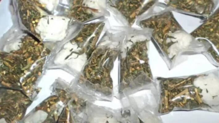 Two women who sold cannabis were the special Force policemen..! Two women who sold cannabis were the special Force policemen..!