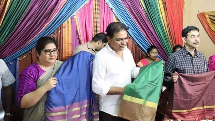 it Minister KTR Inaugurates Bathukamma Sarees Expo In hyderabad it Minister KTR Inaugurates Bathukamma Sarees Expo In hyderabad