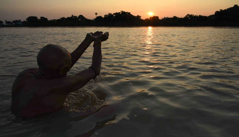On the other hand, every year, innumerable pilgrims gather at Sri Sarada Maa’s Ghat at Belur Math to perform tarpan on the occasion of Mahalaya. However, many monks and workers have already been infected with COVID in Belur Math. Therefore, the authorities decided to close the Ganga ghat for the safety of people.
