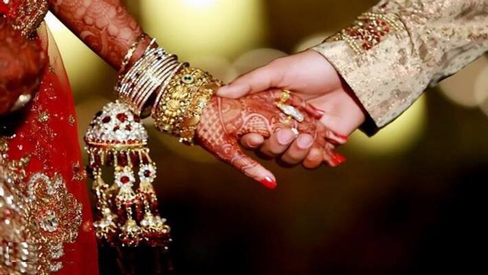 In Uttar Pradesh, the incident where the mother-in-law presented fake jewelery to the bride has caused a stir In Uttar Pradesh, the incident where the mother-in-law presented fake jewelery to the bride has caused a stir