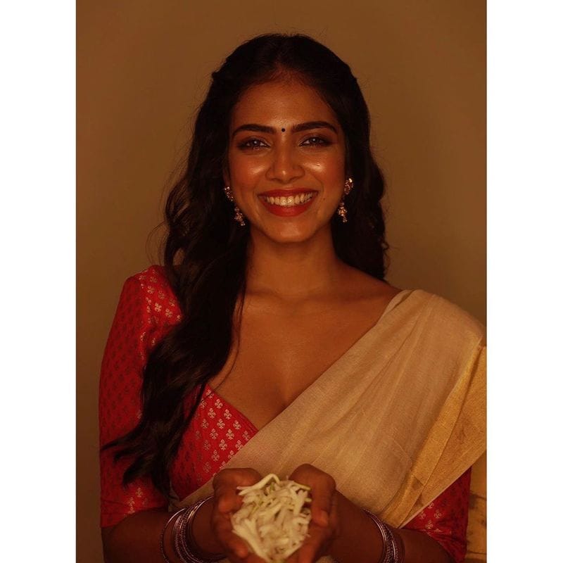 Young Beauty Malavika Mohanan latest photos