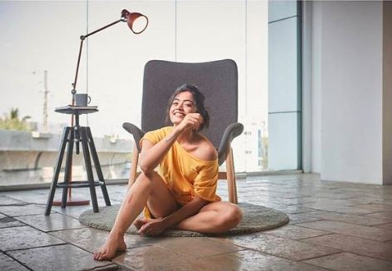 23 Year Old Sandalwood And Tollywood Actress Rashmika Mandanna Mints Crore In Her Career
