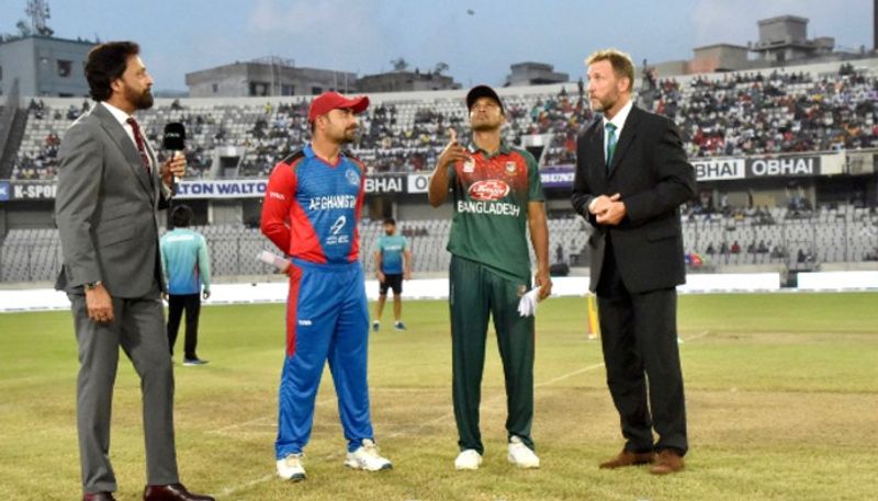 బంగ్లాదేశ్, శ్రీలంక, ఐర్లాండ్, నెదర్లాండ్స్, స్కాట్లాండ్, నమీబియా, ఓమన్, పపూవ న్యూ జినోవా జట్లు సూపర్ 12లో ప్లేస్ కోసం పోరాడబోతున్నాయి.