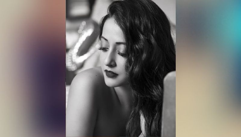<p>বর্তমানে বাংলার টলি ইন্ডাস্ট্রিতে এলিজেবল ব্যাচেলরদের মধ্যে তিনি অন্যতম। কবে তিনি বিয়ে করছেন তার কোনও ইঙ্গিতও মেলেনি এখনও।</p>