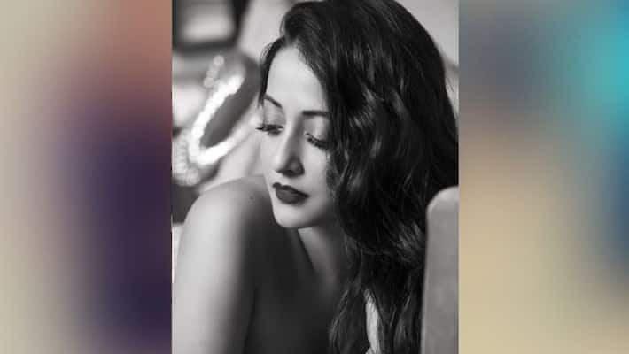actress Raima Sen shares hot photos on social media actress Raima Sen shares hot photos on social media