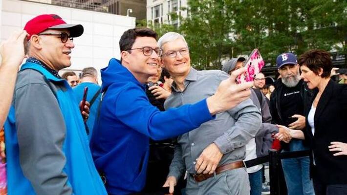 iPhone11 Hit Stores In China To No Crowds iPhone11 Hit Stores In China To No Crowds