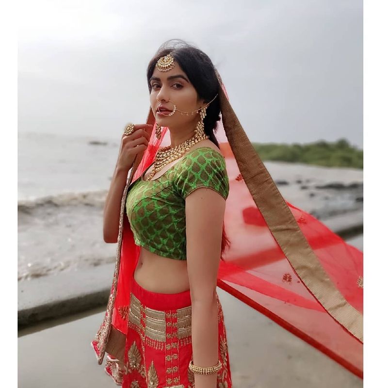 Adah Sharma beautiful instagram photos