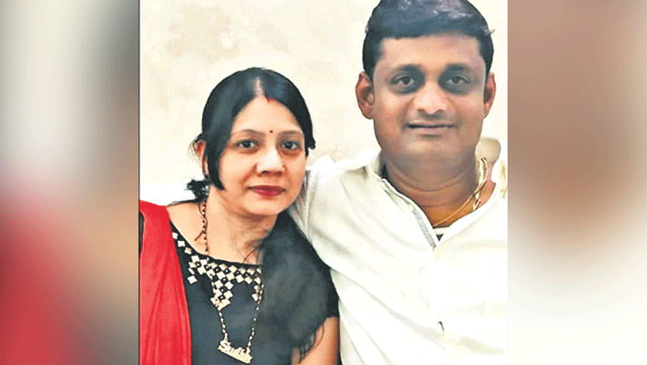 husband wife death by car fell into a ditch below 1500 feet in Mhow Madhya Pradesh husband wife death by car fell into a ditch below 1500 feet in Mhow Madhya Pradesh