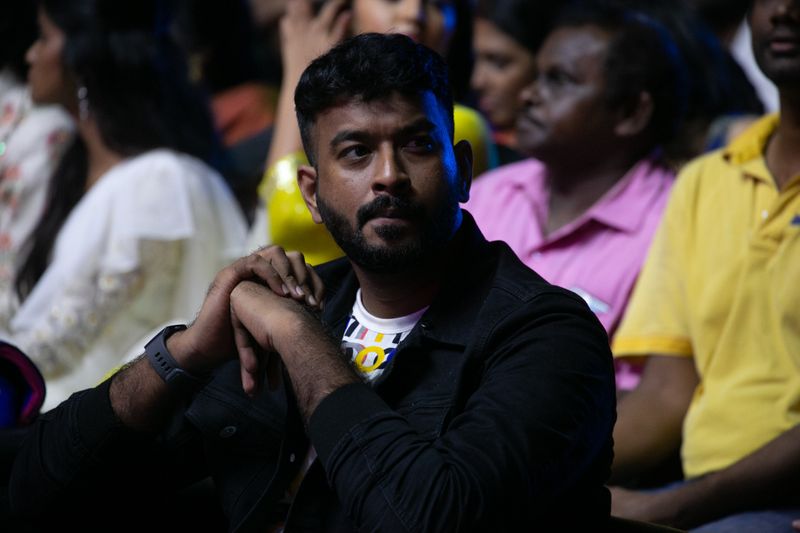 'வெறித்தனம்' பாடல் வரிகளுக்கு சொந்தக்காரர் விவேக்