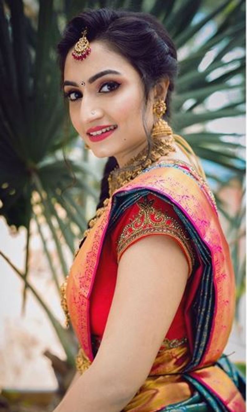 Colors Kannada Fame Agnisakshi Vaishnavi Photo gallery