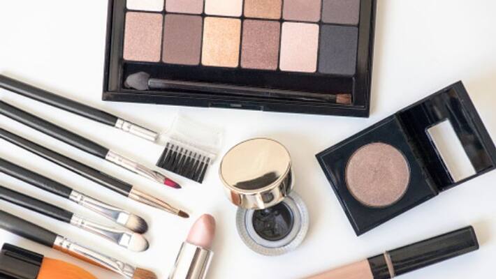 Not only base makeup use your concealer in these way Not only base makeup use your concealer in these way