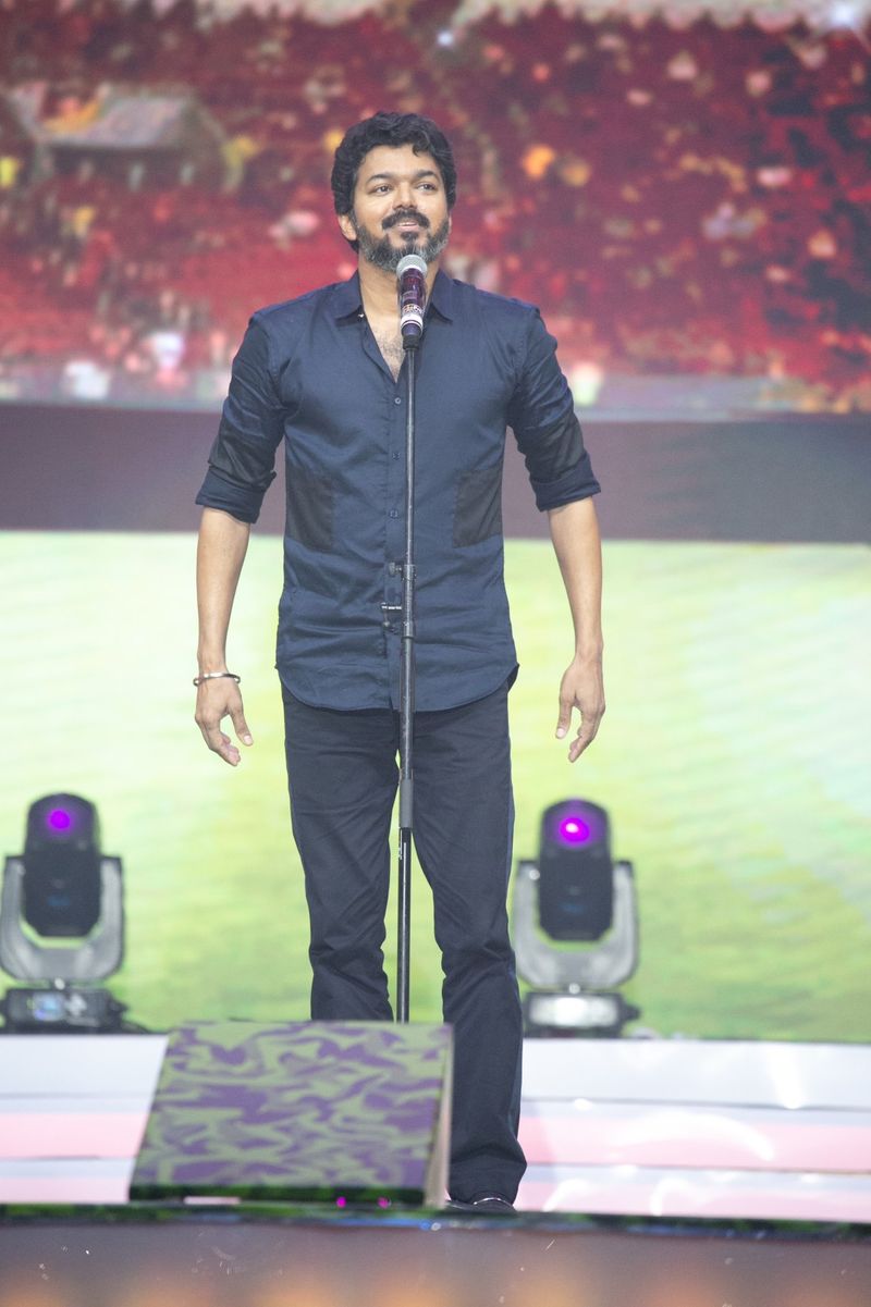 விஜய் பேச்சுக்கு எகிறிய கை தட்டல்கள்