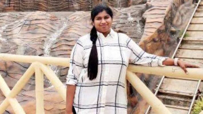 TCS Employee commits suicide in hyderabad TCS Employee commits suicide in hyderabad