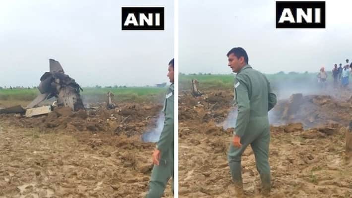 MiG 21 Trainer aircraft of the Indian Air Force crashed in Gwalior MiG 21 Trainer aircraft of the Indian Air Force crashed in Gwalior
