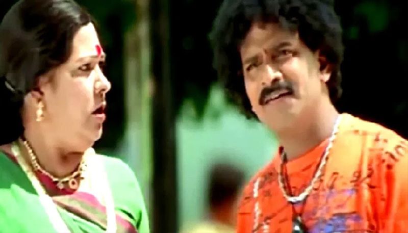 ఇక లక్ష్మి సినిమాలో టైగర్ సత్తిగా ఆయన పండించిన కామెడీకి నంది సొంతమైంది. తెలంగాణ శకుంతలతో ఆయన కామెడీ టైమింగ్ అప్పట్లో ఒక ట్రెండ్ సెట్ చేసింది.